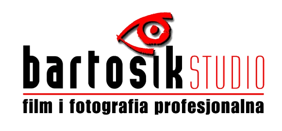 Logo for Bartosik Studio with a red eye icon above the text and the tagline “film i fotografia profesjonalna” below.